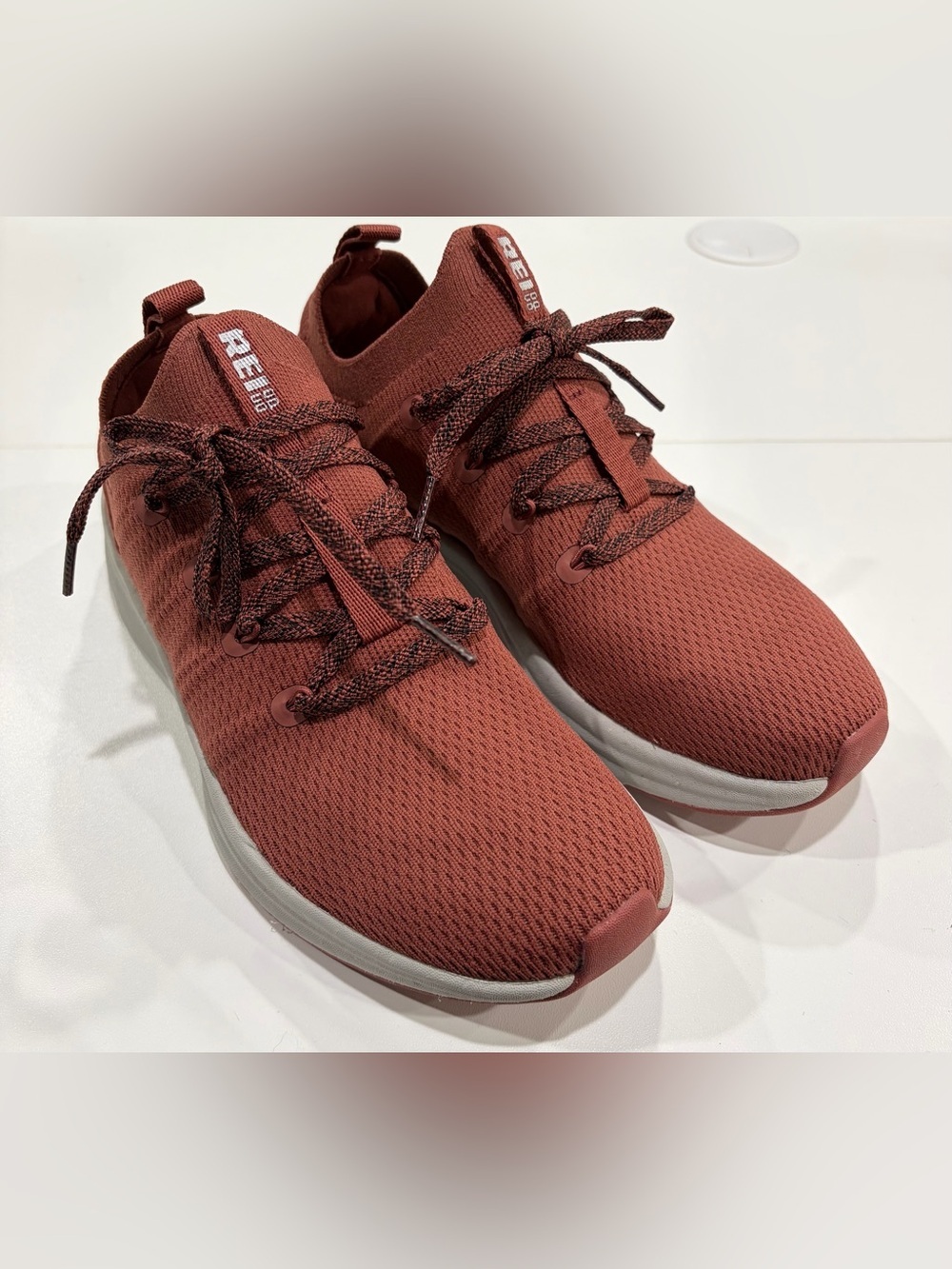 REI Women’s Size 8.5 Beyonder Walking Shoes Dark Red Orange NWT Dark Coral
